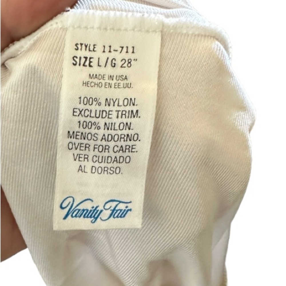 Vintage Vanity Fair‎ Nylon Slip - Picture 5 of 5